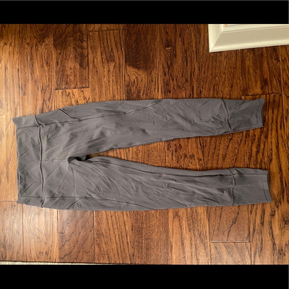 Lululemon in movement leggings